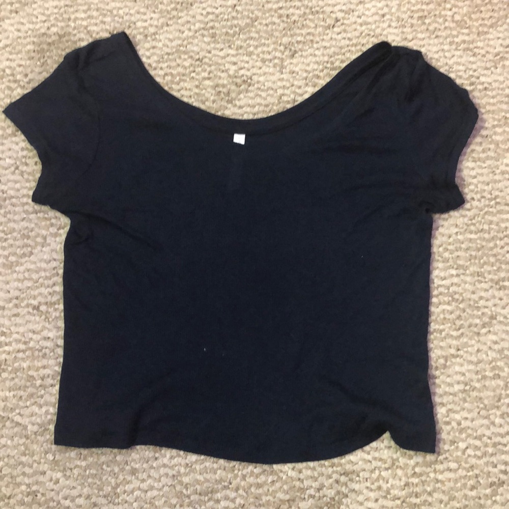 navy blue cropped short sleeve